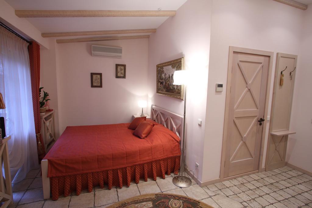 Park-Hotel Butenko Stable Protsev المظهر الخارجي الصورة