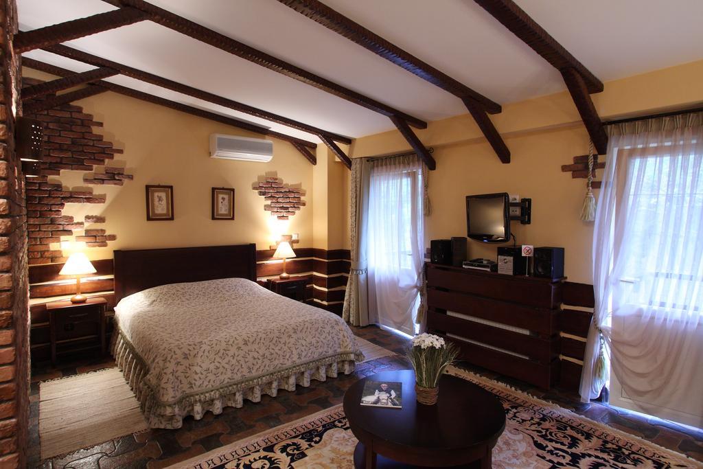 Park-Hotel Butenko Stable Protsev المظهر الخارجي الصورة